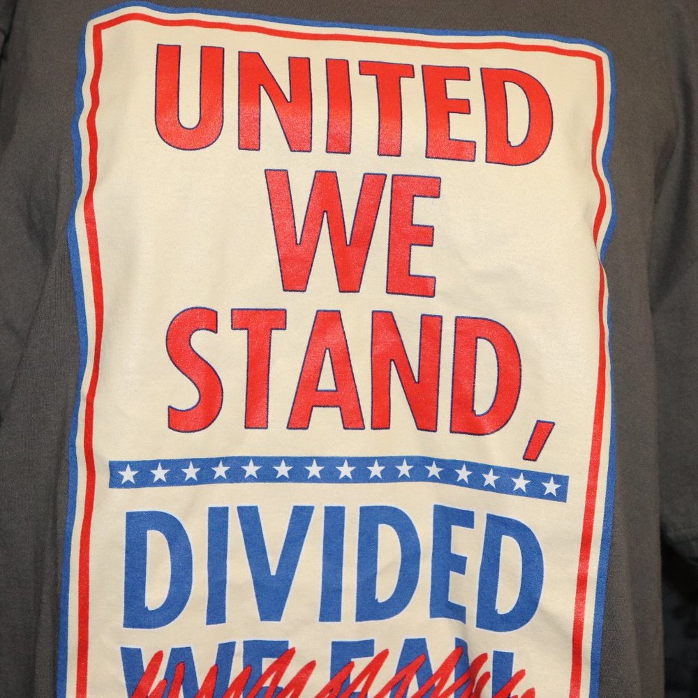 Stephen Colbert Late Show Divided shirt XL politic